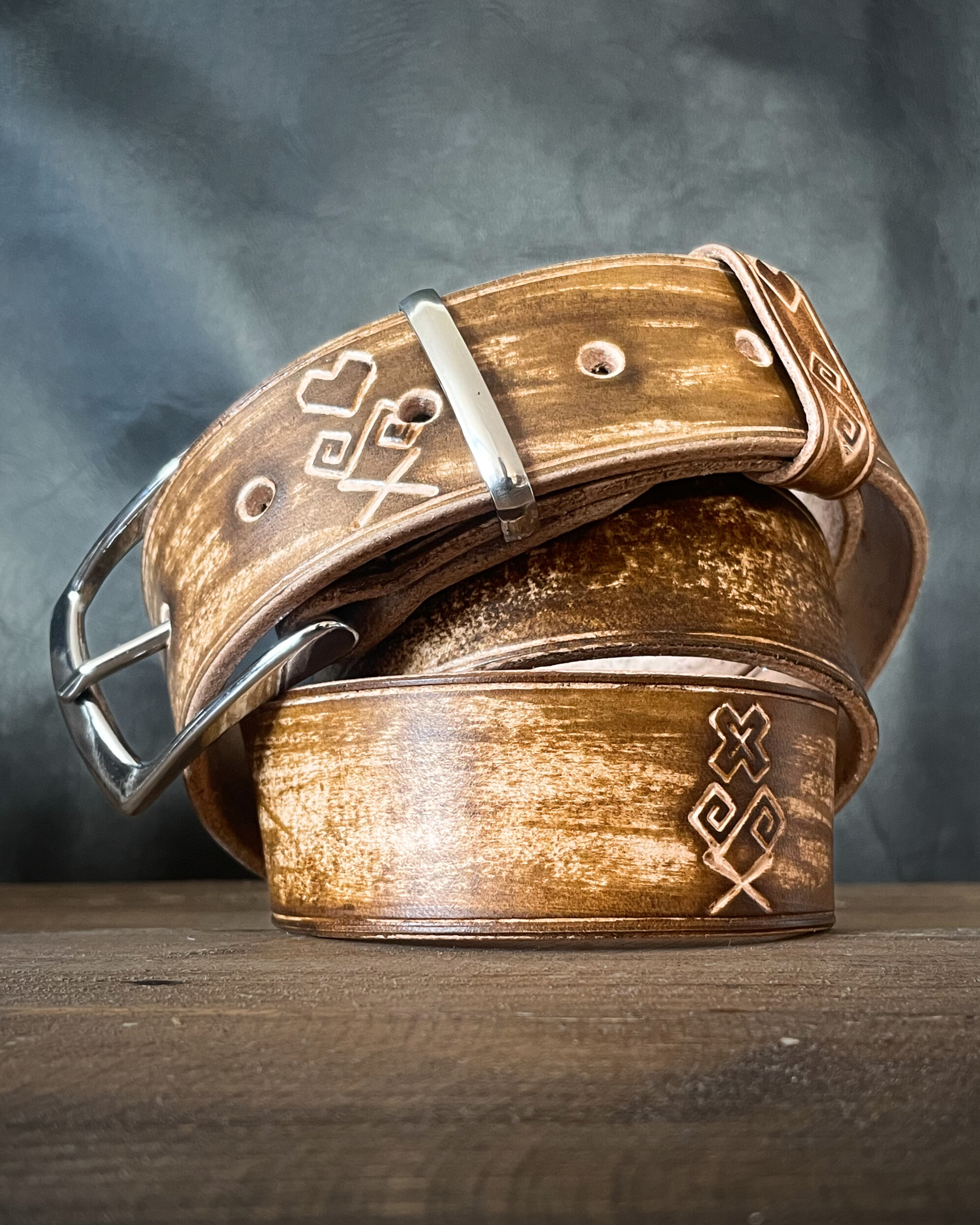 Kožený opasok Čičmany Vintage Walnut Brown