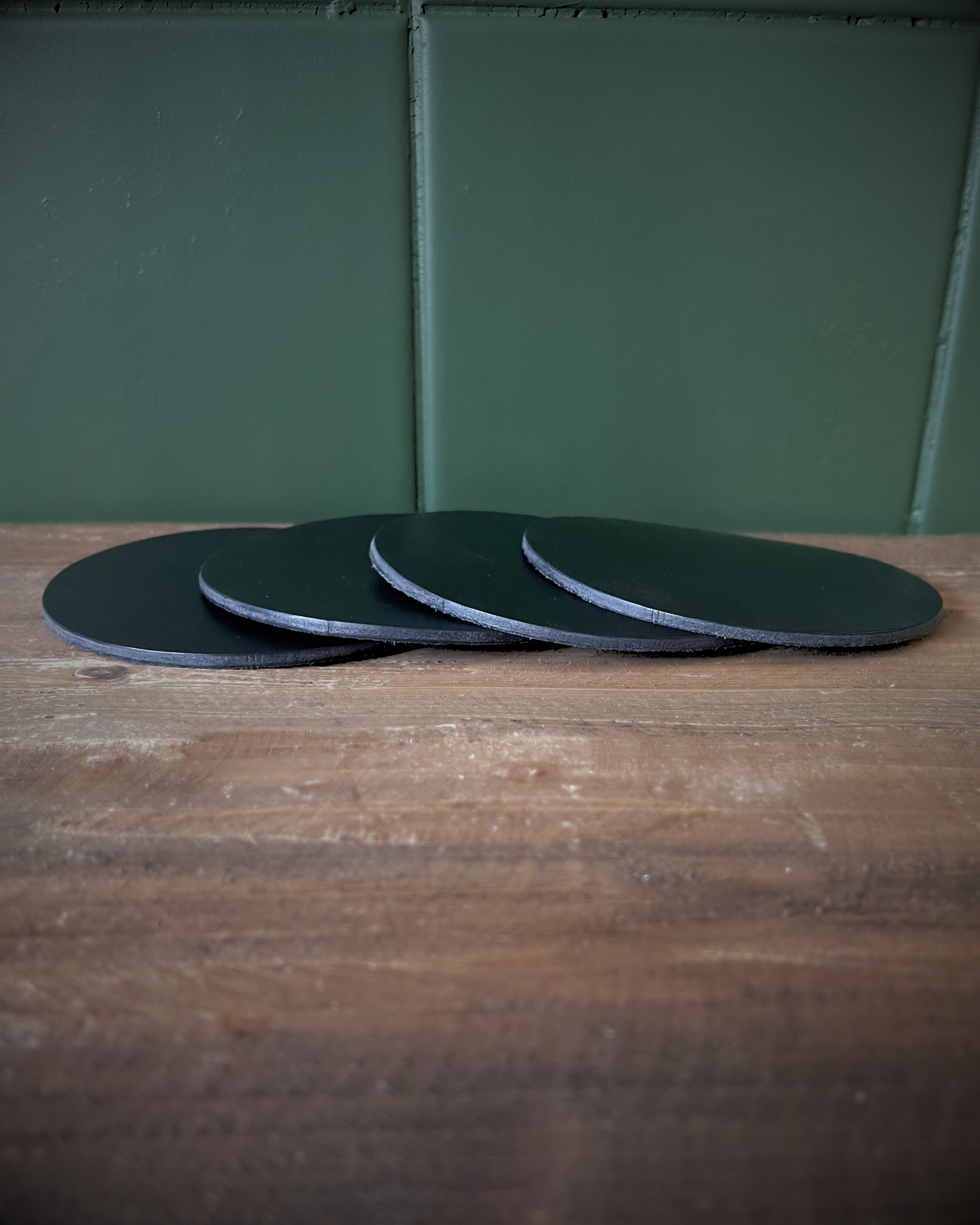 Kožené podložky pod poháre Black