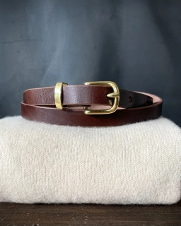 Dámsky tmavohnedý kožený opasok